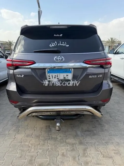 تويوتا فورتشنر 2022 رمادي مستعملة للبيع - 5