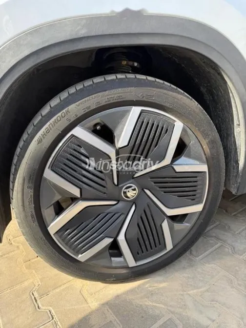 سكودا كودياك 2025 فضي مستعملة للبيع - 4