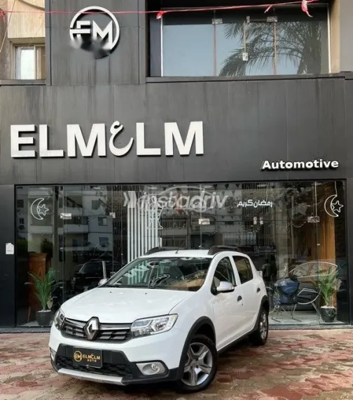 رينو سانديرو  ( ستيب  واى ) 2019 أبيض مستعملة للبيع - 1