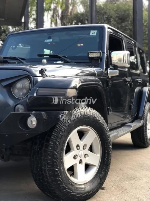 جيب رانجلر 2015 أسود مستعملة للبيع - 4