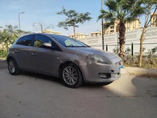 فيات برافو 2011 أبيض مستعملة للبيع