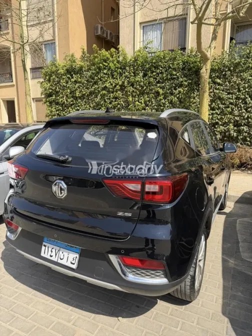 ام جى ZS 2025 أبيض مستعملة للبيع - 5