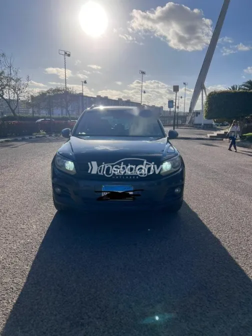 فولكس فاغن تيجون 2013 أزرق غامق مستعملة للبيع - 1