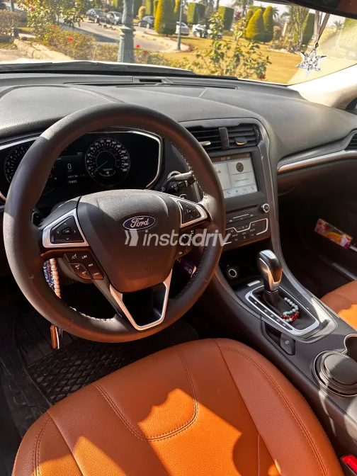 فورد فيوجن 2018 أبيض مستعملة للبيع - 1