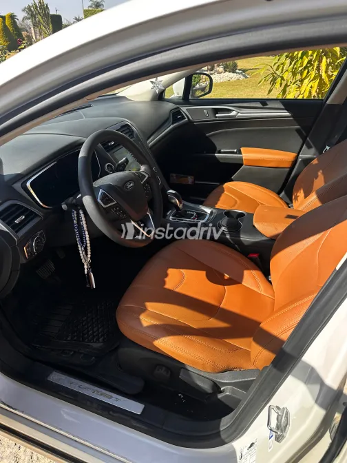 فورد فيوجن 2018 أبيض مستعملة للبيع - 6