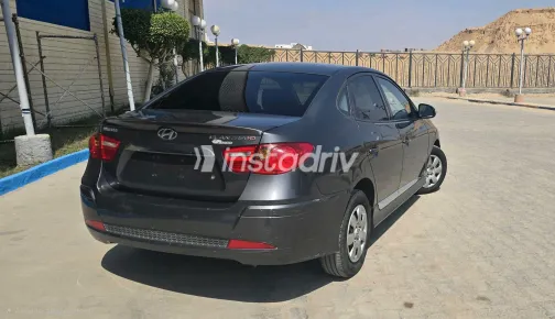 Hyundai Elantra HD 2021 White Used for Sale - 5