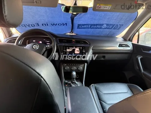 فولكس فاغن تيجون 2020 فضي مستعملة للبيع - 5