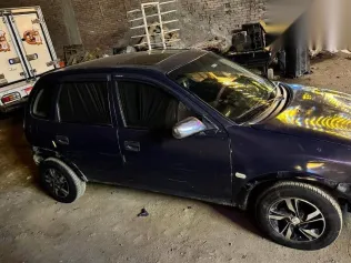 اوبل كورسا 1997 أزرق غامق مستعملة للبيع