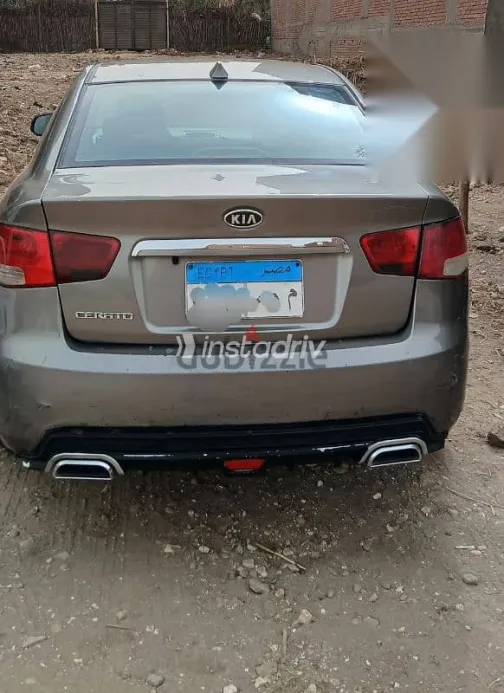 كيا سيراتو 2011 رمادي مستعملة للبيع - 2