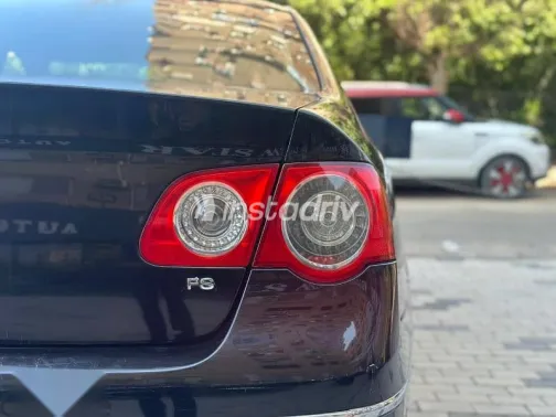 فولكس فاغن باسات 2008 أسود مستعملة للبيع - 8