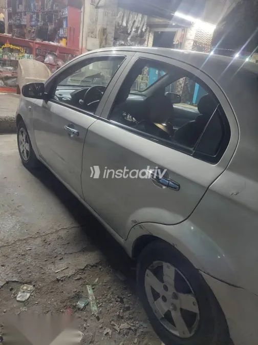 شيفروليه افيو 2007 فضي مستعملة للبيع - 4