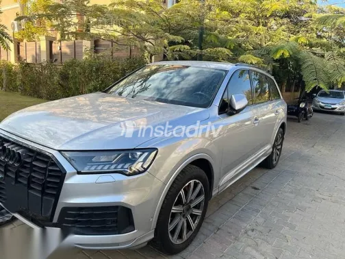 اودي Q7 2021 فضي مستعملة للبيع - 2
