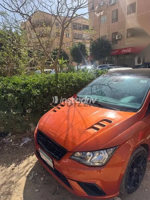 سيات ابيزا 2020 أسود مستعملة للبيع - 1