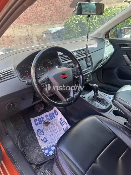 سيات ابيزا 2020 أسود مستعملة للبيع - 4