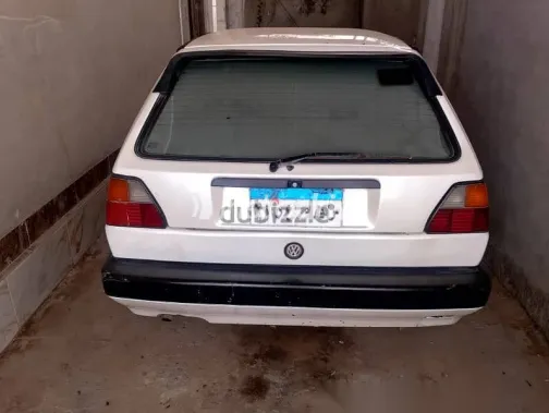 فولكس فاغن جولف 1989 أبيض مستعملة للبيع - 2
