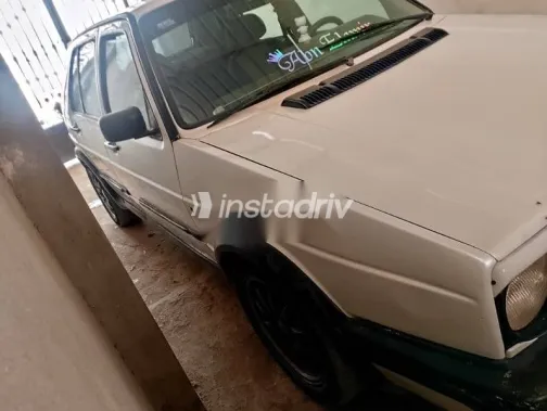 فولكس فاغن جولف 1989 أبيض مستعملة للبيع - 4