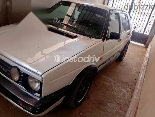 فولكس فاغن جولف 1989 أبيض مستعملة للبيع - 5