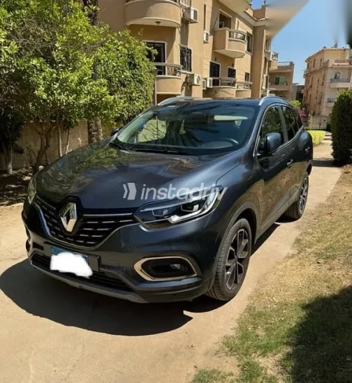Renault Kadjar 2022 Gray Used for Sale - 2