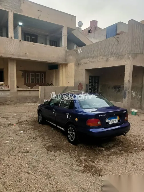 هيونداي اكسنت 1995 أزرق غامق مستعملة للبيع - 2