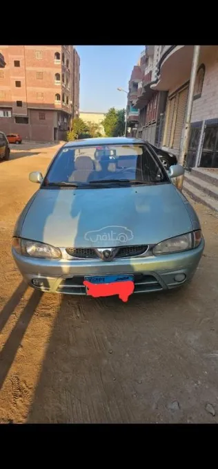 بروتون ويرا 2004 ذهبي مستعملة للبيع