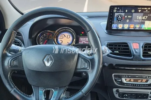 رينو فلوانس 2016 رمادي غامق مستعملة للبيع - 4