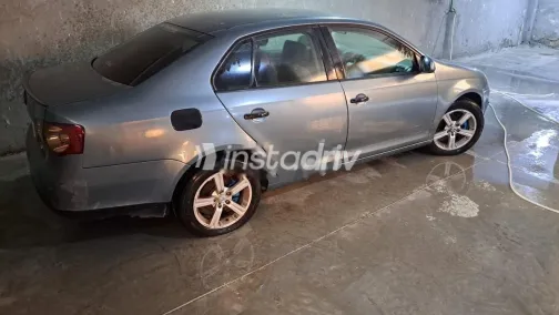 فولكس فاغن جيتا 2007 بترولي مستعملة للبيع - 2