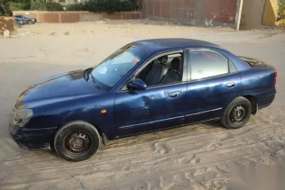 دايو نوبيرا 2004 أزرق غامق مستعملة للبيع