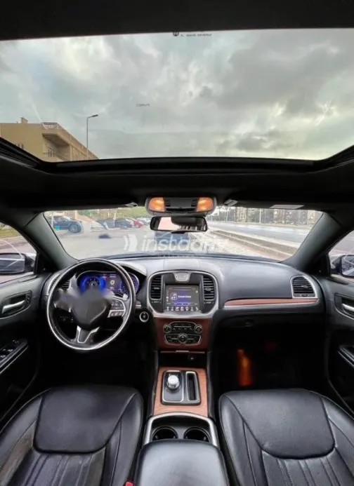 Chrysler 300 2015 Black Used for Sale - 5