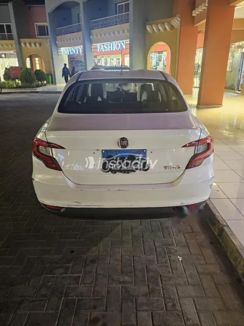 فيات تيبو 2020 أبيض مستعملة للبيع - 3