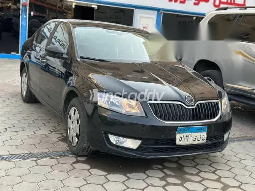 سكودا اوكتافيا 2016 أسود مستعملة للبيع - 6
