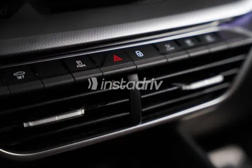 سكودا اوكتافيا 2026 أسود جديدة للبيع - 4