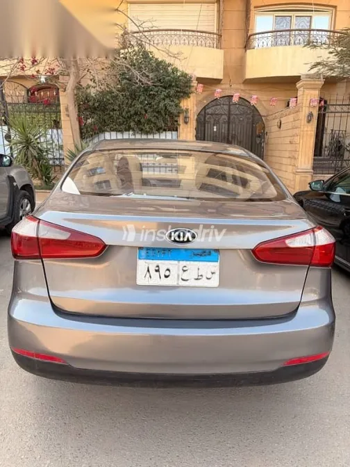 Kia Cerato 2015 Silver Used for Sale - 2