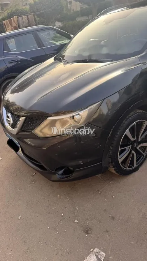 نيسان قشقاي 2017 أبيض مستعملة للبيع - 2