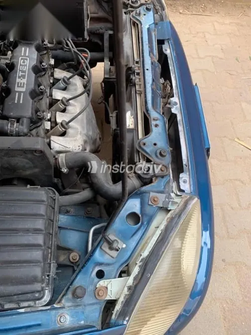 دايو لانوس 1999 أزرق غامق مستعملة للبيع - 8