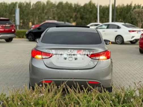 Hyundai Avante 2012 White Used for Sale - 3