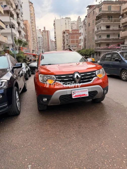 رينو داستر 2023 أبيض مستعملة للبيع - 4