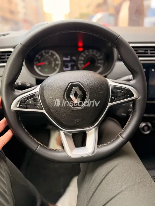 رينو داستر 2023 أبيض مستعملة للبيع - 7