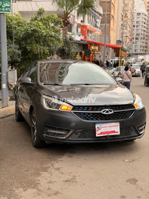 شيرى اريزو 5 2021 أبيض مستعملة للبيع - 4