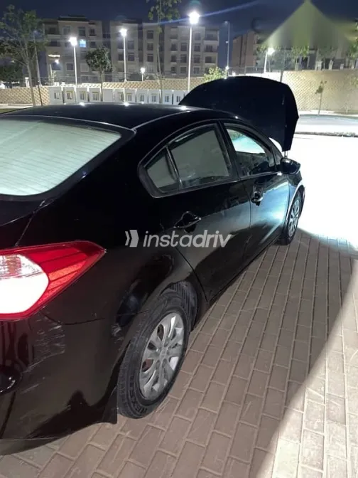 كيا سيراتو 2014 أسود مستعملة للبيع - 7