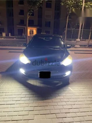 كيا سيراتو 2014 أسود مستعملة للبيع