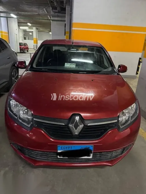 Renault Logan 2016 Red Used for Sale - 3