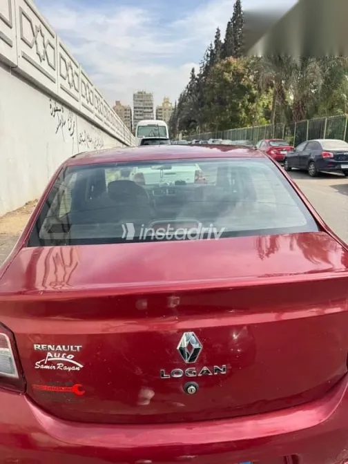 Renault Logan 2016 Red Used for Sale - 8