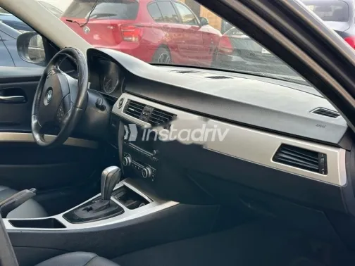 BMW 318 2010 Gray Used for Sale - 2