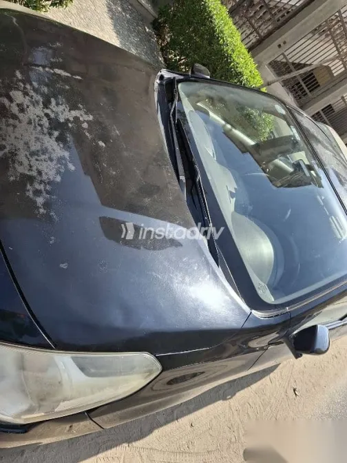نيسان صنى 2018 أسود مستعملة للبيع - 3