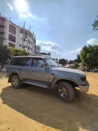 تويوتا لاند كروزر 1997 رمادي مستعملة للبيع