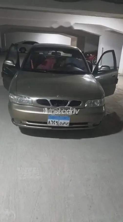 Daewoo Nubira 1 1998 Gold Used for Sale - 1