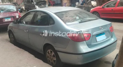 هيونداي إلنترا اتش دى 2010 أبيض مستعملة للبيع - 2