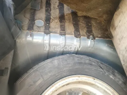 ميتسوبيشي لانسر 2004 أبيض مستعملة للبيع - 5