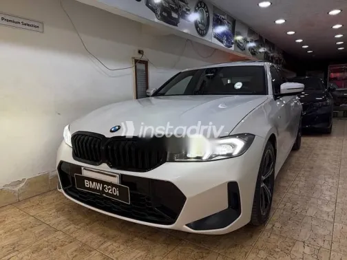 بي ام دبليو 320 2026 أبيض مستعملة للبيع - 1