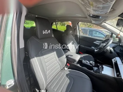 Kia Sportage 2022 Green Used for Sale - 8